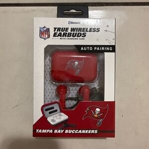 Buccaneers Wireless earbuds